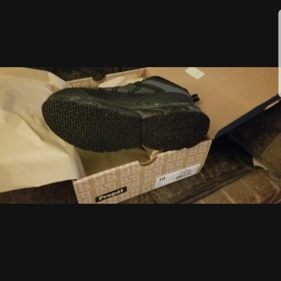 Work Boots and Hiking Boots - Still Have Lots Of Sizes - Picture 10 of 10